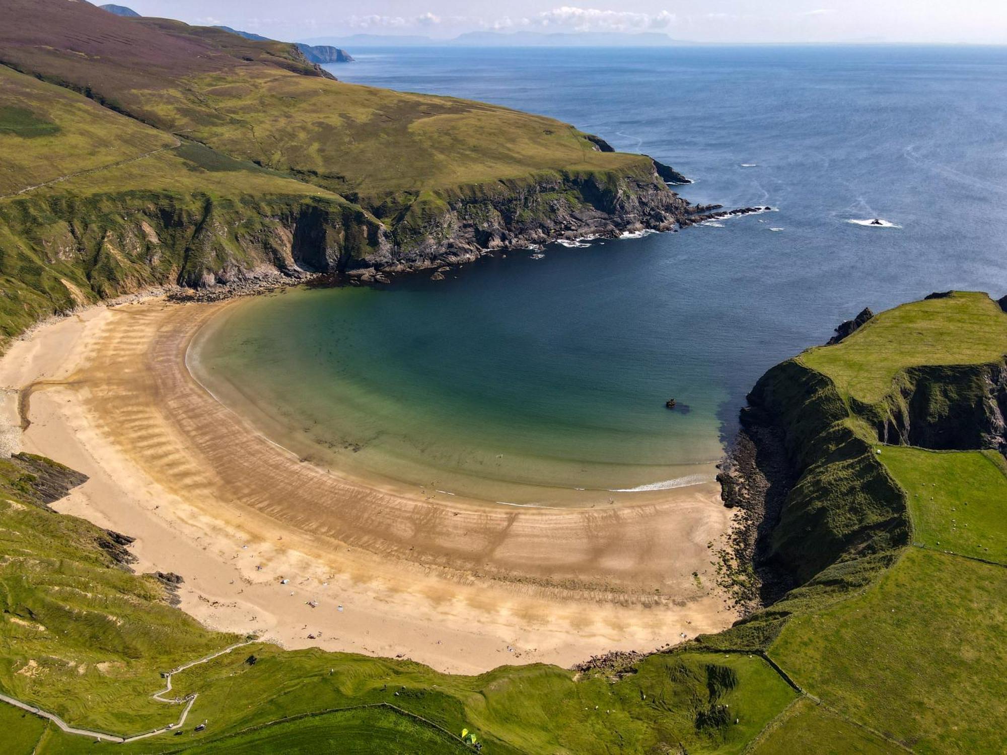 Kilcar Lodge Bagian luar foto