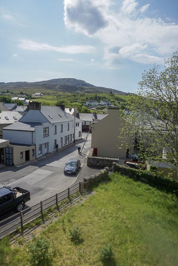 Kilcar Lodge Bagian luar foto