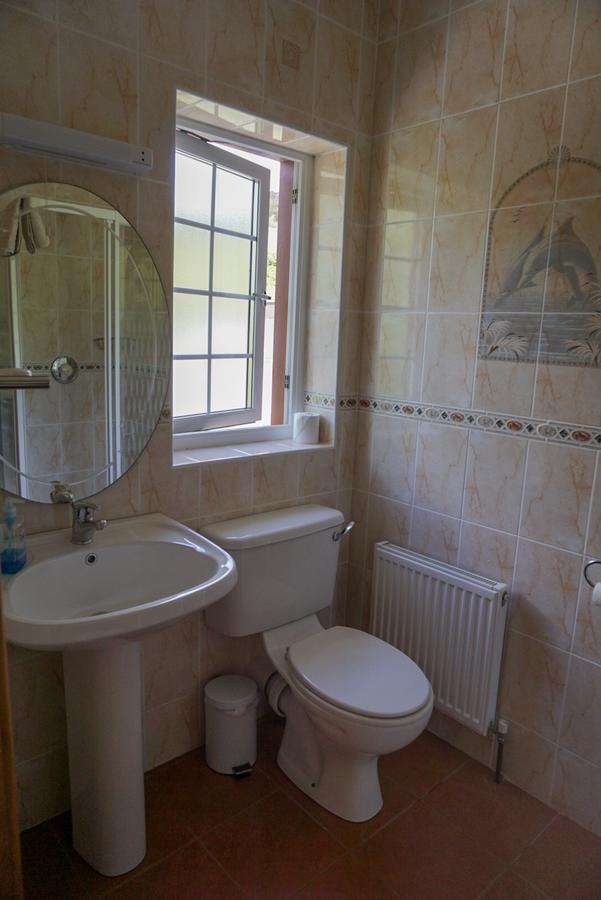 Kilcar Lodge Bagian luar foto